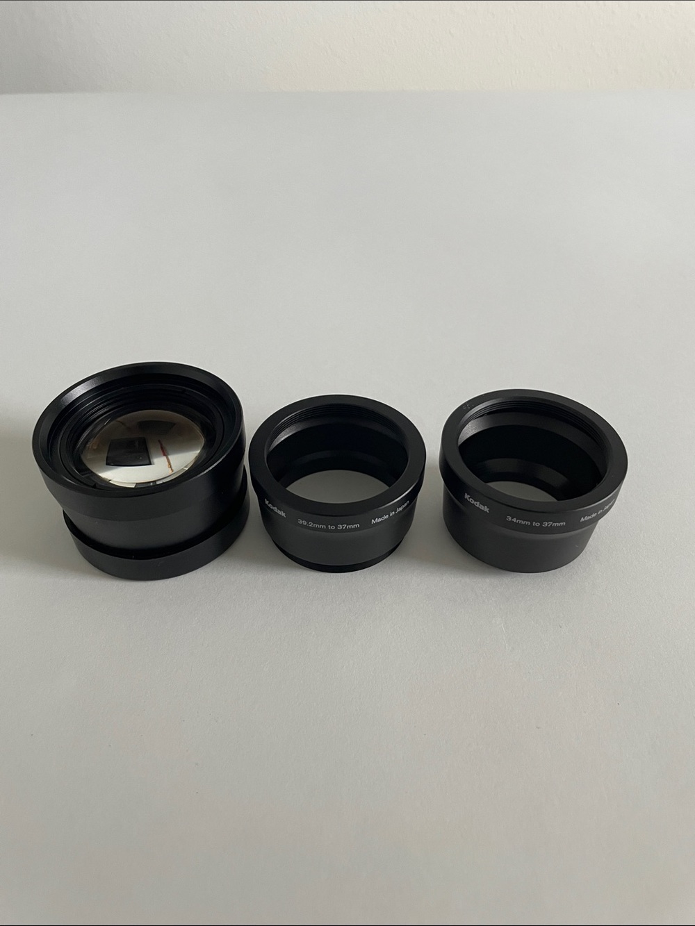 Kodak DX Series Telephoto Lens Kit: 37mm Retinar Telephoto Lens and 2 adapters